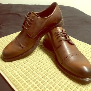 Ecco men’s size 7 oxfords.